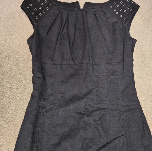 Dress - Picture 3 of 4